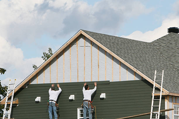 Professional Emergency Siding Repair technician working in Ferndale, MD
